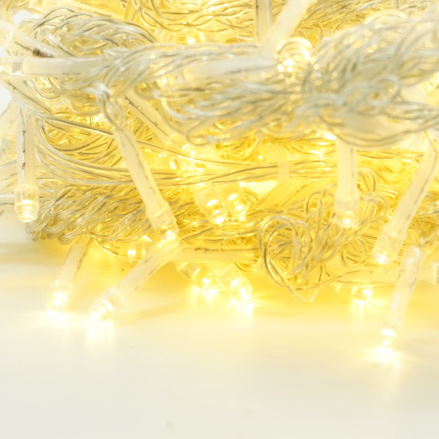 Instalatie Craciun Tip Perdea 3 m x 2 m 240 LED 8 Jocuri de Lumini Interconectabila Fir transparent