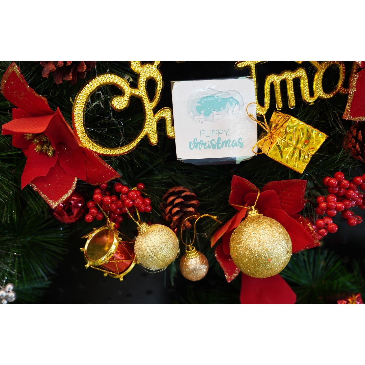 Set de 45 ornamente de brad rosu auriu